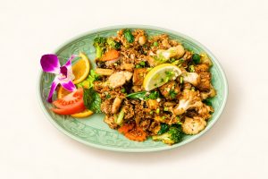 101☘️. Riz Sauté aux Légumes et Tofu 杂菜豆腐金不换炒饭