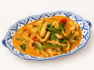 38. Emincé de Poulet au lait de Coco et Curry Rouge 红咖喱鸡