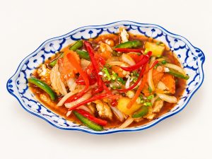 41. Emincé de Poulet Sauté à la Sauce Aigre-Douce 酸甜鸡