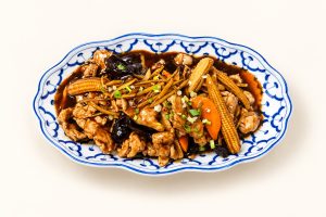 56. Émincé de Porc Sauté au Gingembre Frais 姜猪