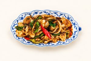 79.🌶️ Calamars Sautés aux Pousses de Bambou et Basilic Thaï 金不换鲜鱿