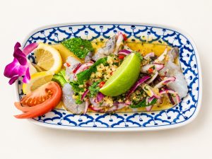 10.🌶️ Crevettes Crues Nappées d’une Marinade Épicée 辣汁生虾